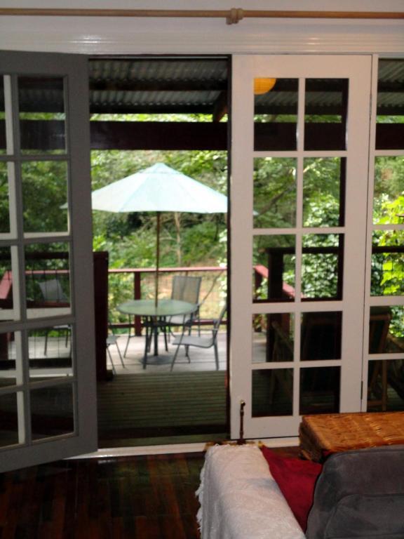 Stone'S Throw Cottage Bed And Breakfast Belgrave Rum bild